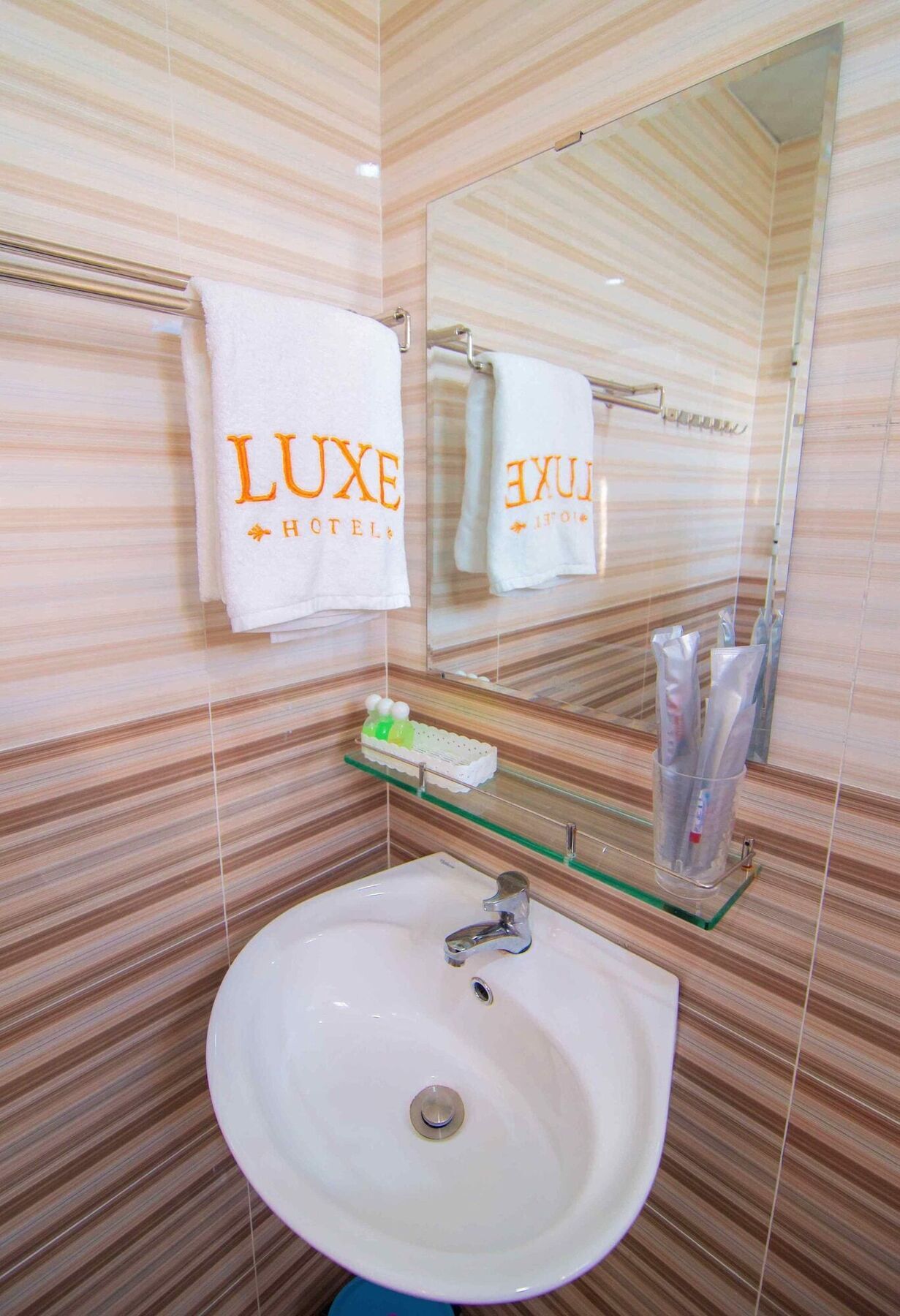Luxe Hotel Ngu Hanh Son Esterno foto