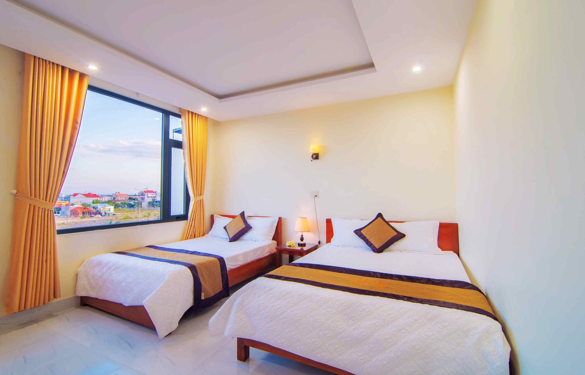 Luxe Hotel Ngu Hanh Son Esterno foto