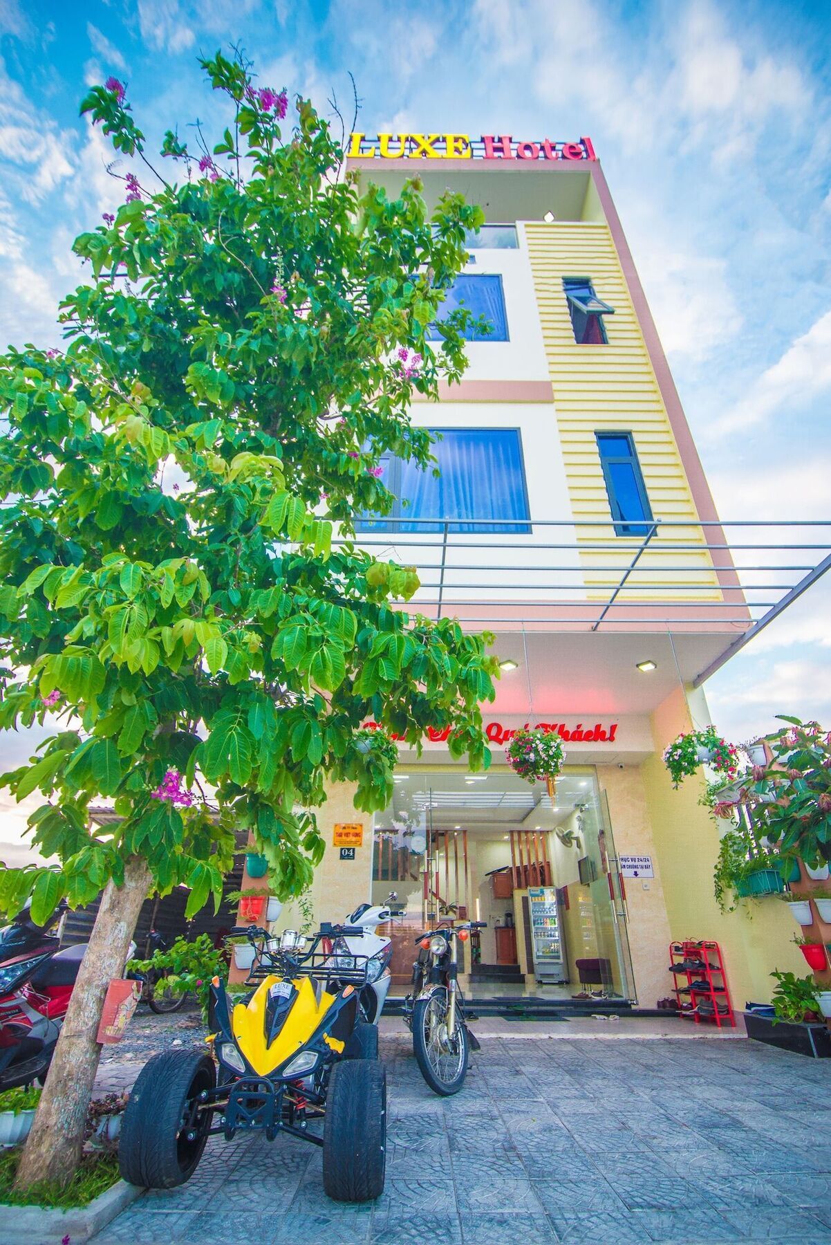 Luxe Hotel Ngu Hanh Son Esterno foto